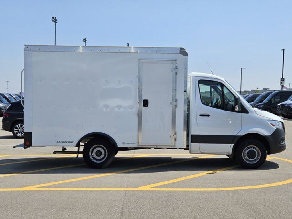 New 2024 Mercedes-Benz Sprinter 3500 XD Chassis Cab Chassis 144 WB Truck 144" WB RWD