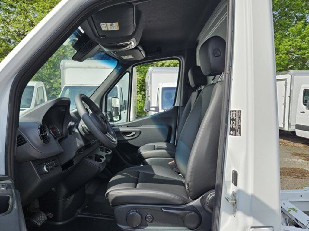 New 2024 Mercedes-Benz Sprinter 3500 XD Chassis Cab Chassis 144 WB Truck 144" WB RWD
