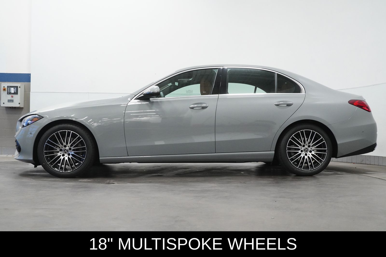 2026 Mercedes Benz C 300 4MATIC photo 4