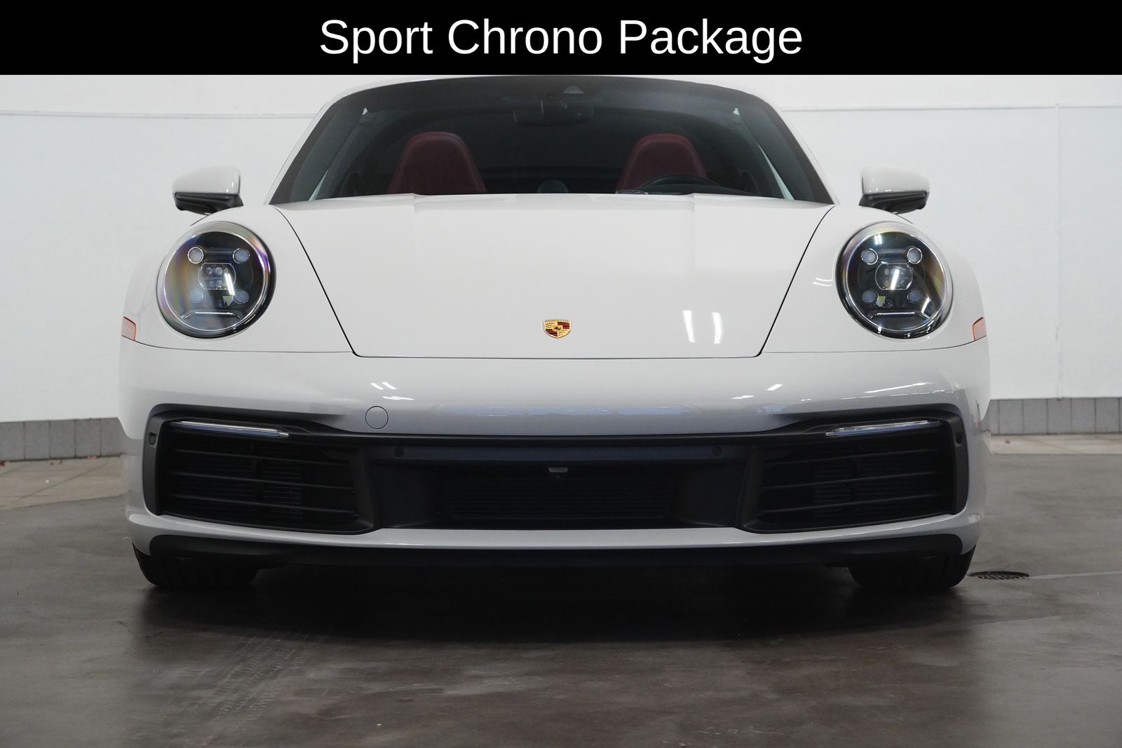 2022 Porsche 911 Targa 4S photo 2