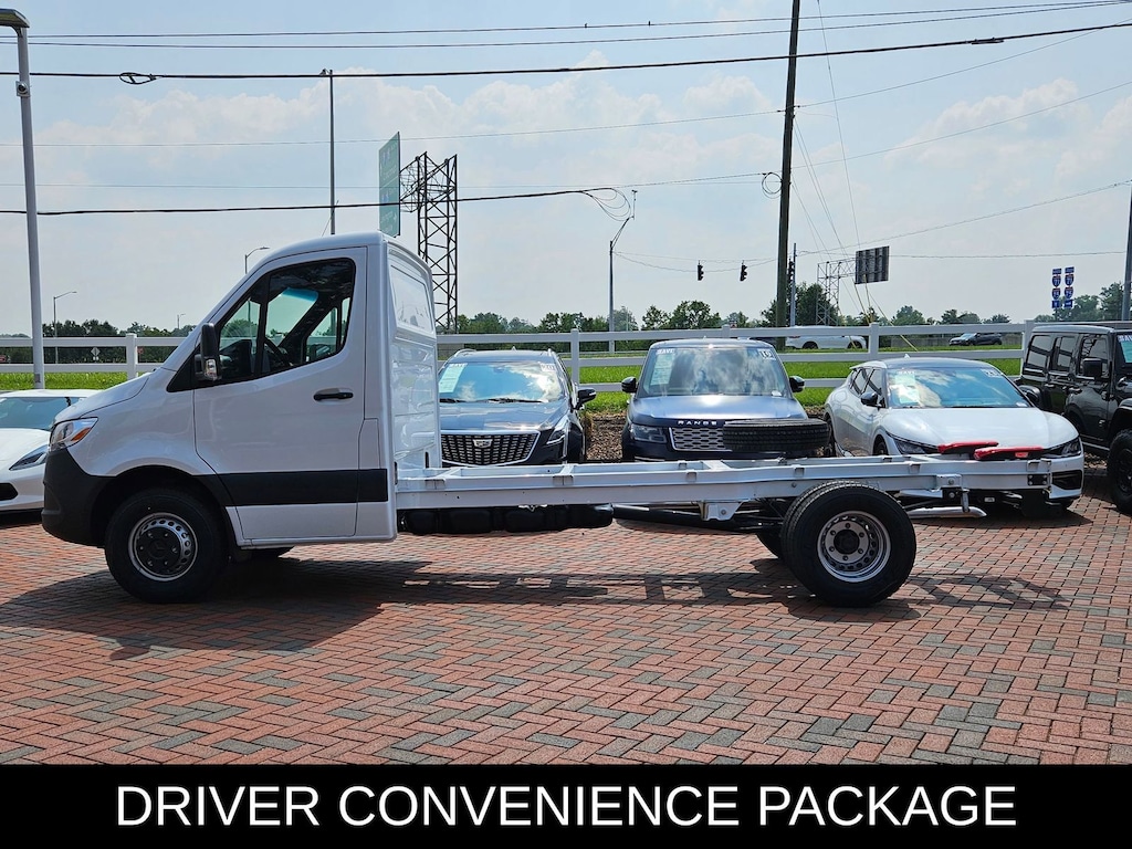 New 2024 Mercedes-Benz Sprinter 3500 Cab Chassis 170 WB Truck 170" WB AWD
