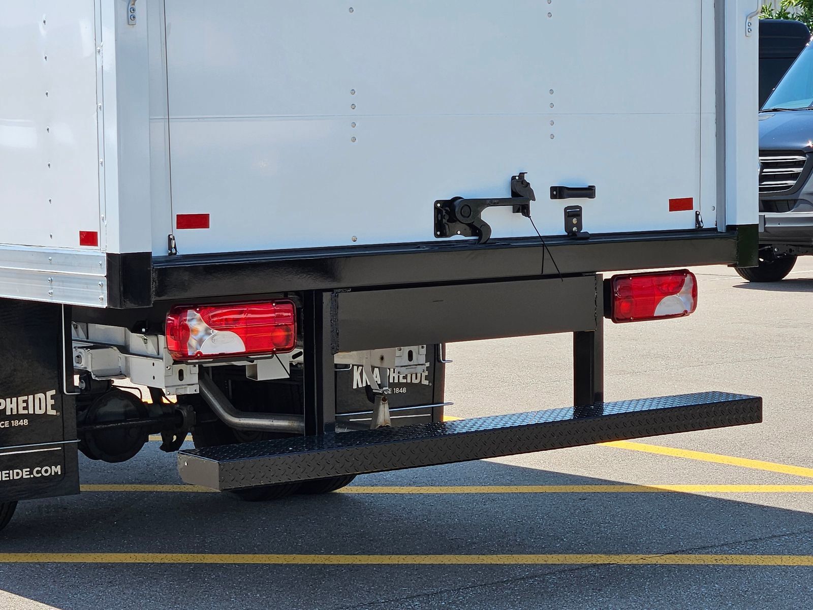 2024 Mercedes-Benz Sprinter Cab Chassis Base - Photo 10