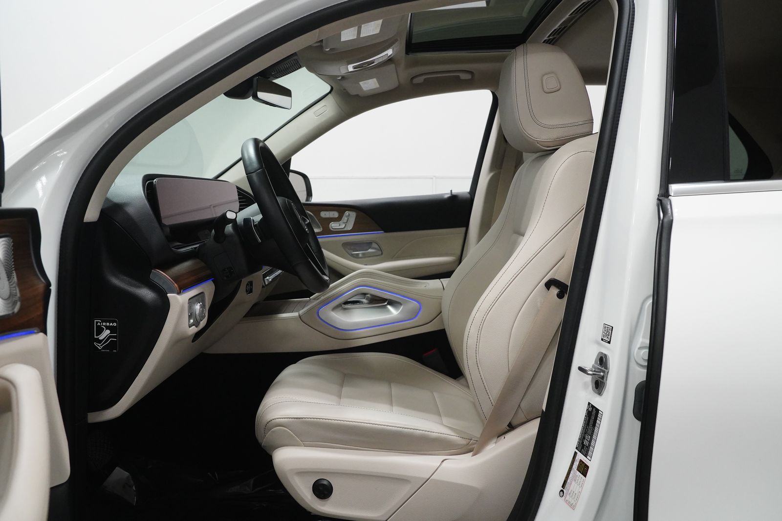 2024 Mercedes Benz GLE 350 photo 2