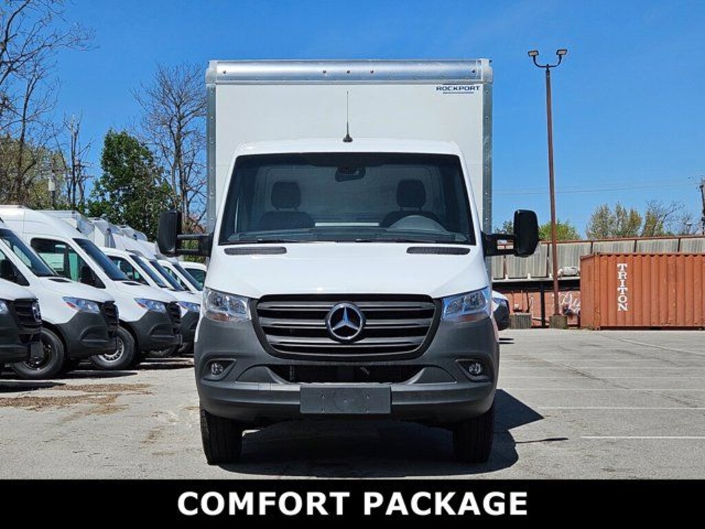 New 2024 Mercedes-Benz Sprinter 3500 XD Chassis Cab Chassis 144 WB Truck 144" WB RWD