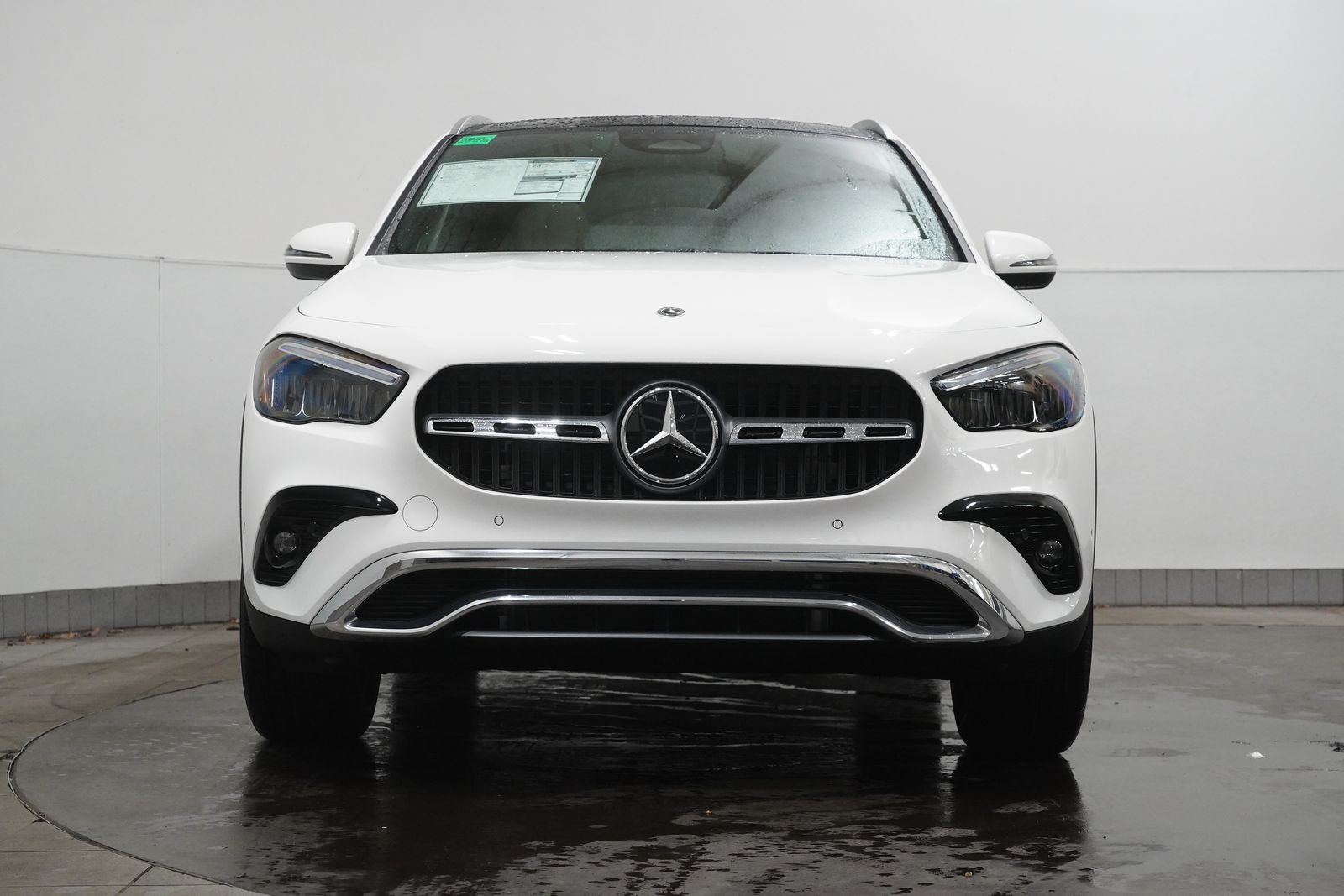 2026 Mercedes Benz GLA 250 4MATIC photo 3