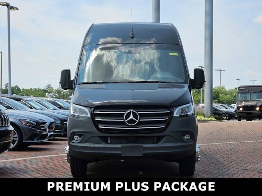 New 2024 Mercedes-Benz Sprinter 3500XD Cargo Van 170 WB Extended Cargo Van