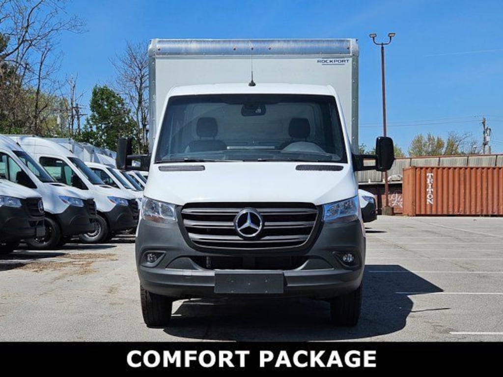 New 2024 Mercedes-Benz Sprinter 3500 Cab Chassis 144 WB Truck 144" WB RWD