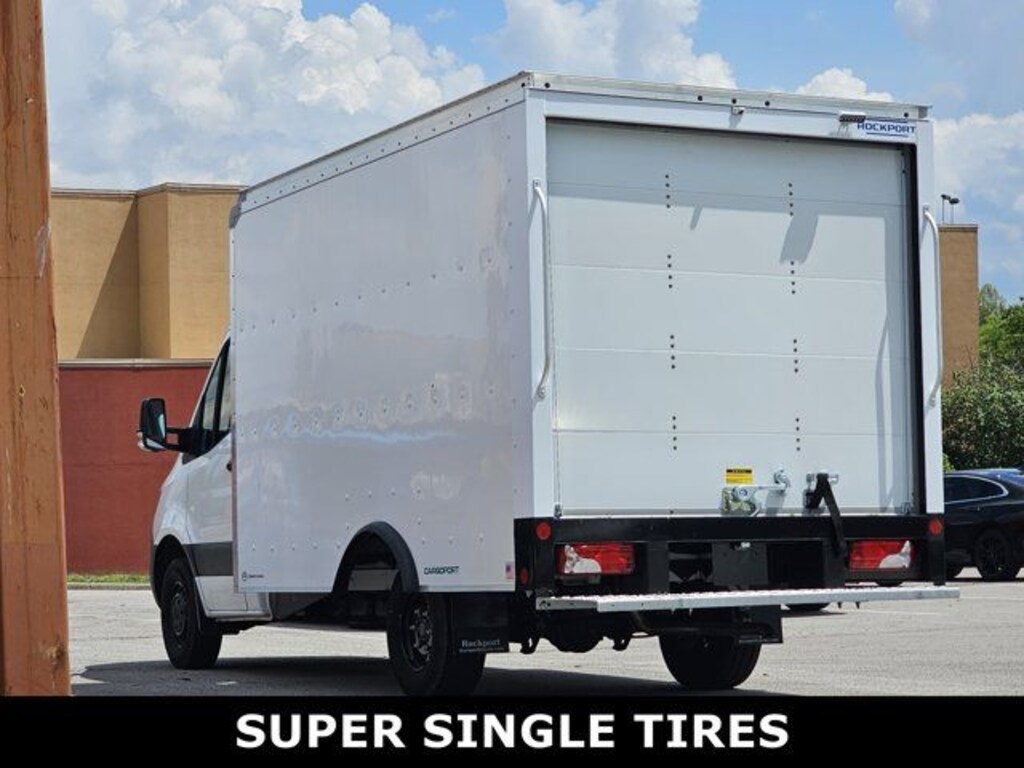 New 2024 Mercedes-Benz Sprinter 3500 XD Chassis Cab Chassis 144 WB Truck 144" WB RWD