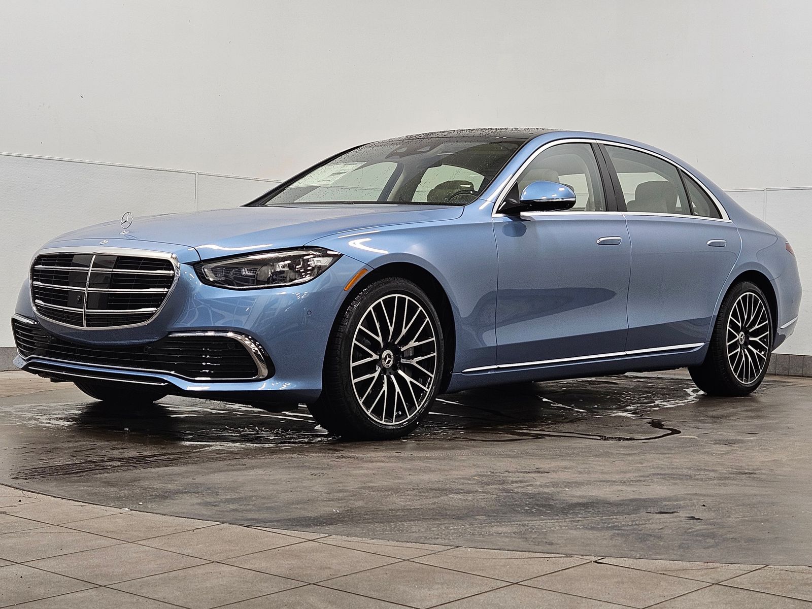 2026 Mercedes-Benz S-Class S 580's photo