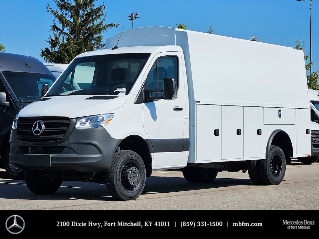 New 2024 Mercedes-Benz Sprinter 3500 XD Chassis Cab Chassis 170 WB Truck 170" WB AWD