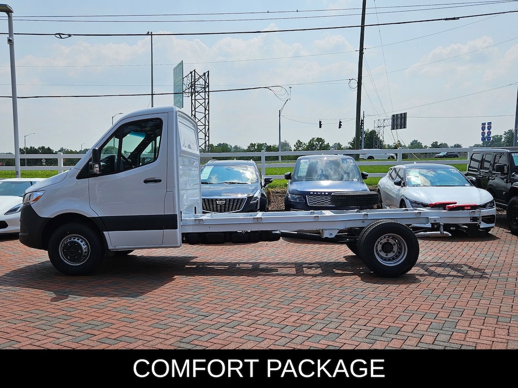 New 2024 Mercedes-Benz Sprinter 3500 XD Chassis Cab Chassis 170 WB Truck 170" WB AWD