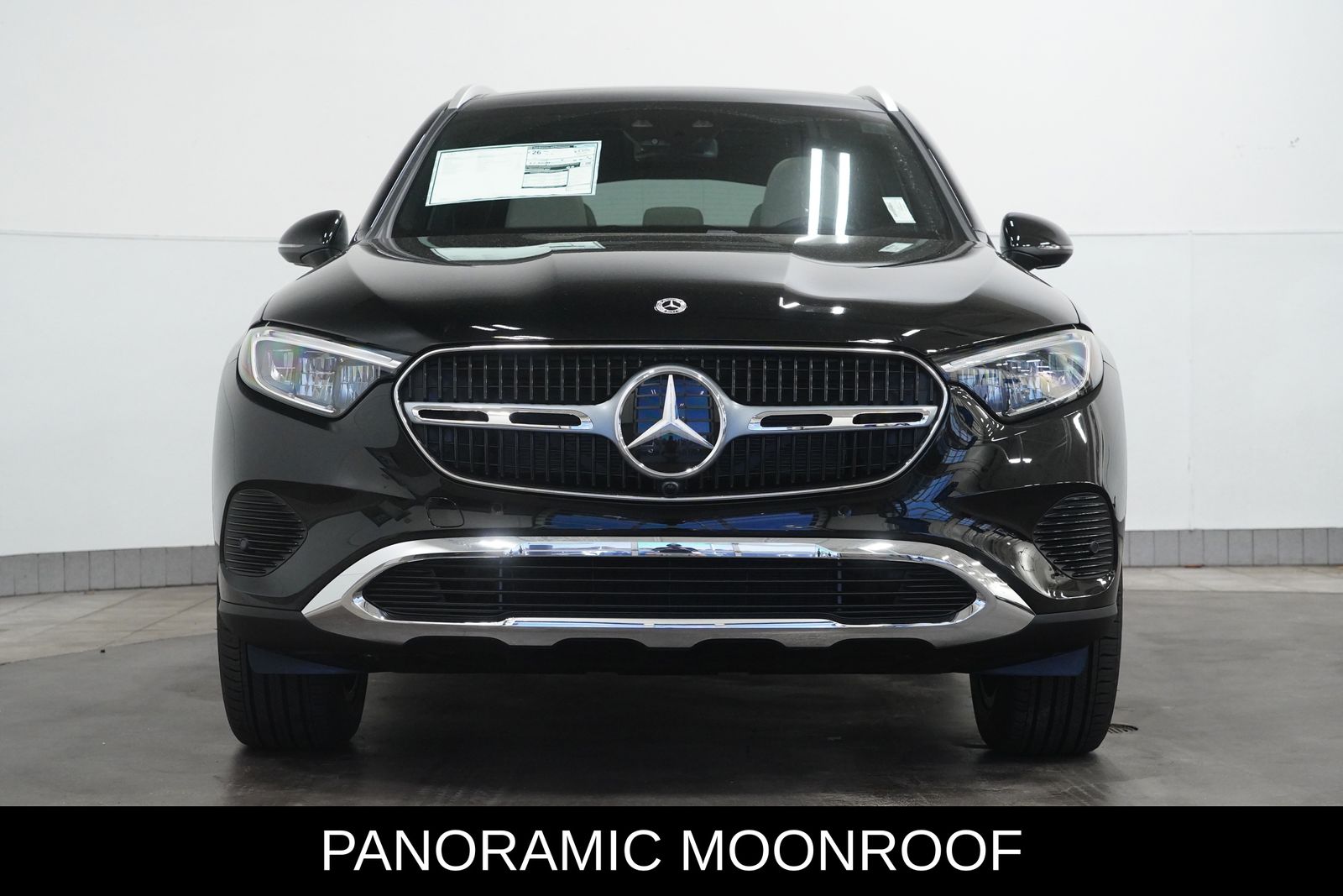 2026 Mercedes Benz GLC 300 4MATIC photo 2