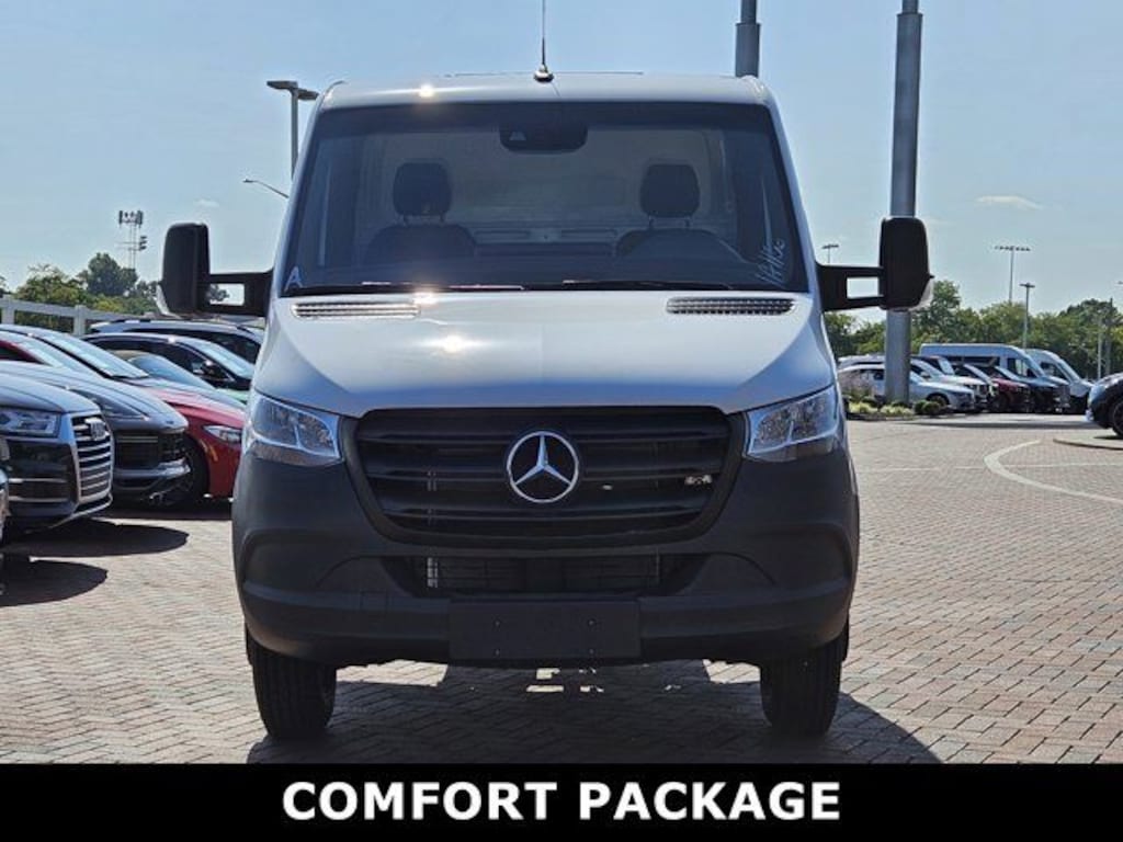 New 2024 Mercedes-Benz Sprinter 3500XD Cab Chassis 144 WB Truck 144" WB RWD