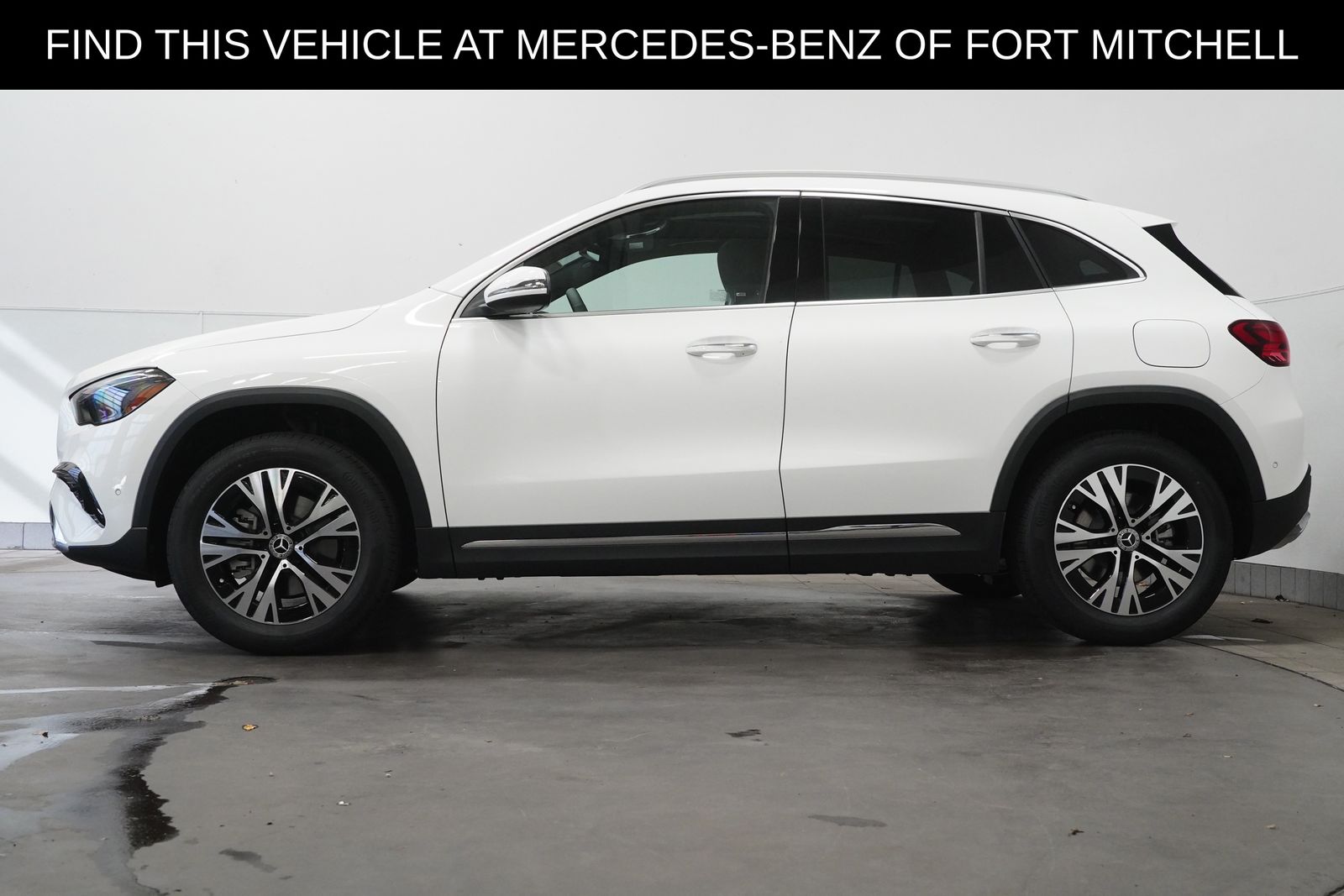 2026 Mercedes Benz GLA 250 4MATIC photo 2