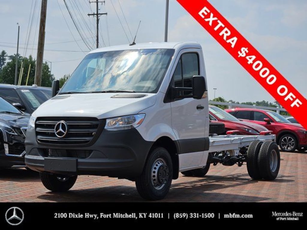 New 2024 Mercedes-Benz Sprinter 3500 XD Chassis Cab Chassis 170 WB Truck 170" WB AWD