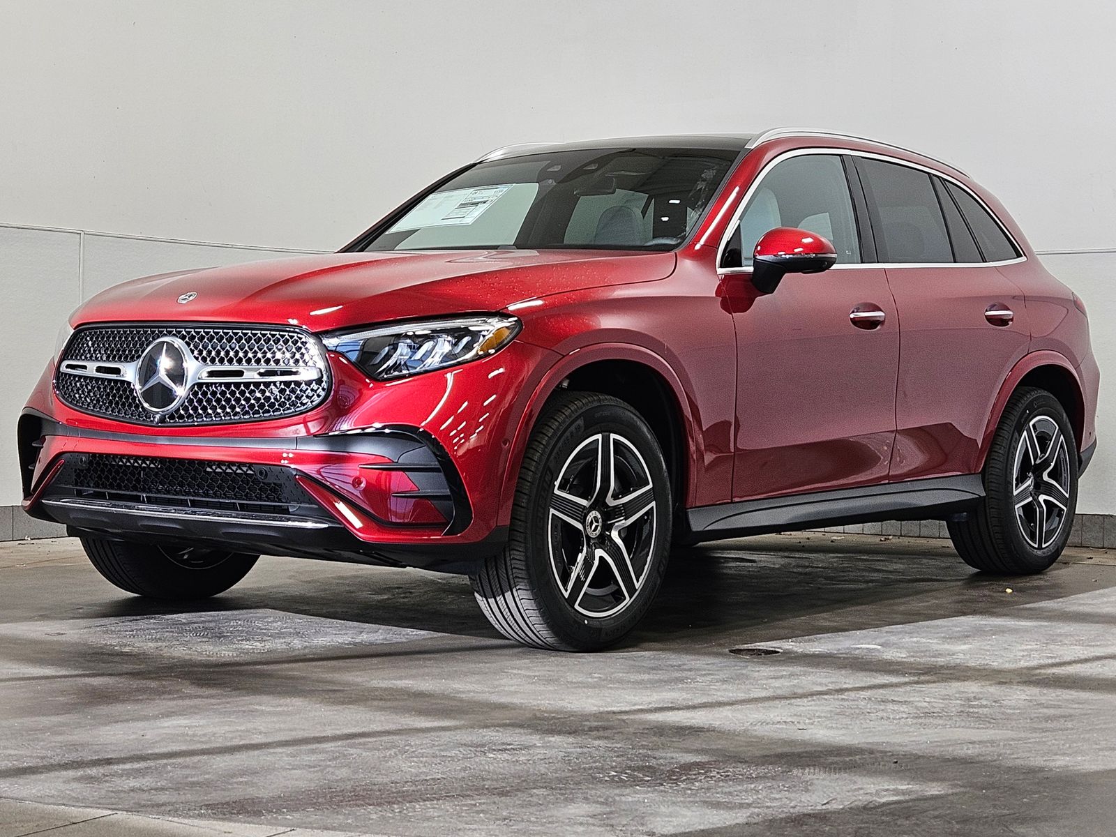 2026 Mercedes-Benz GLC Base's photo