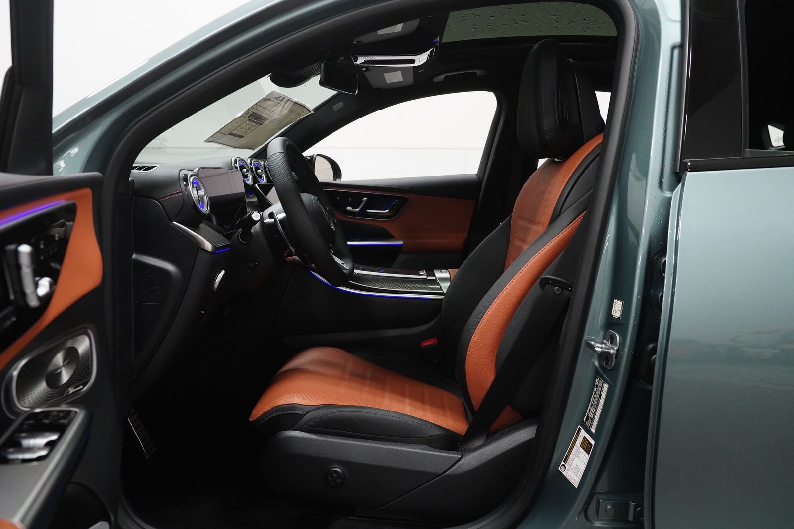 2026 Mercedes Benz GLC 43 photo 2