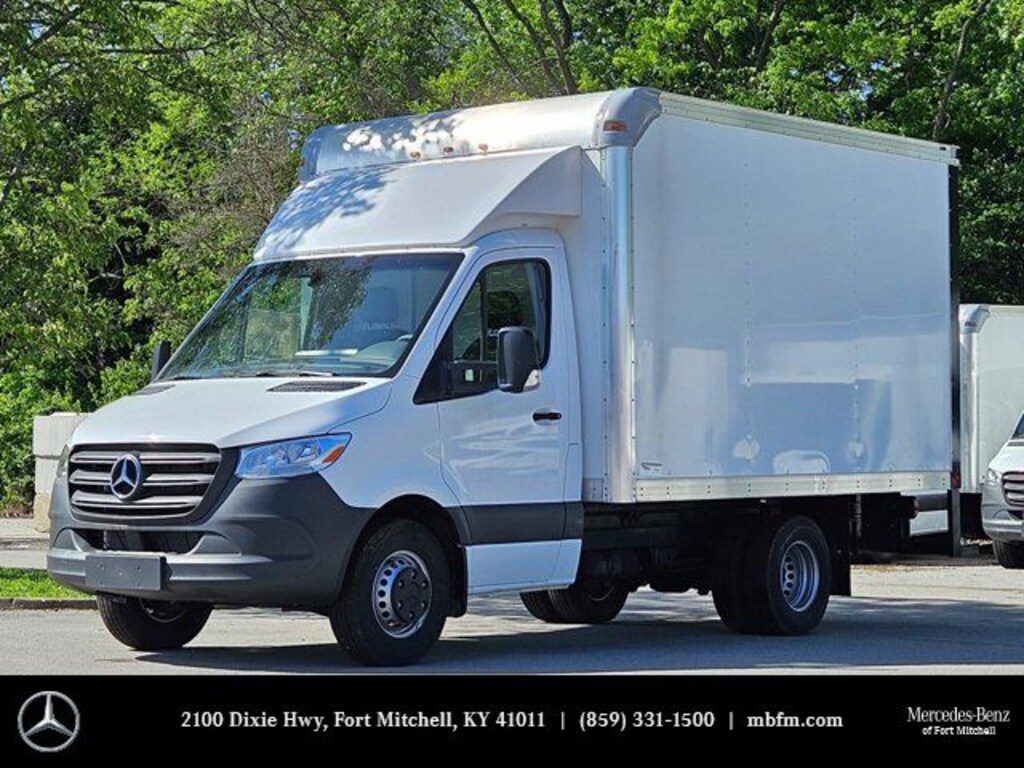New 2024 Mercedes-Benz Sprinter 3500XD Cab Chassis 144 WB Truck 144" WB RWD