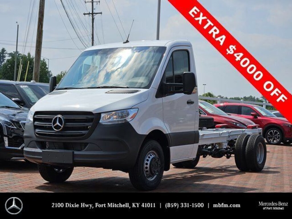 New 2024 Mercedes-Benz Sprinter 3500 XD Chassis Cab Chassis 170 WB Truck 170" WB AWD