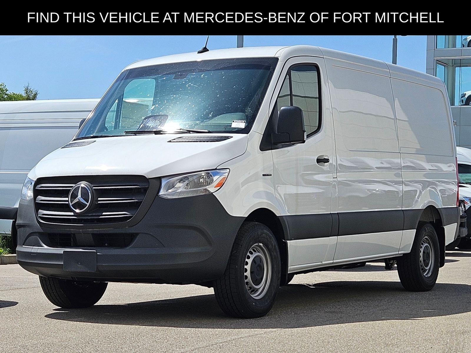 2025 Mercedes-Benz eSprinter 2500 144 WB's photo
