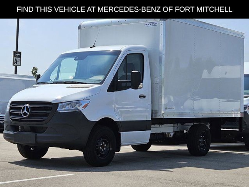 New 2024 Mercedes-Benz Sprinter 3500 Cab Chassis 144 WB Truck 144" WB RWD