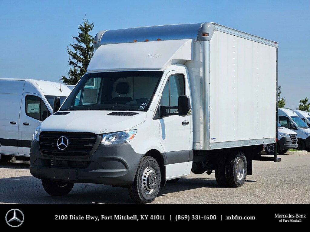 New 2024 Mercedes-Benz Sprinter 3500 XD Chassis Cab Chassis 144 WB Truck 144" WB RWD