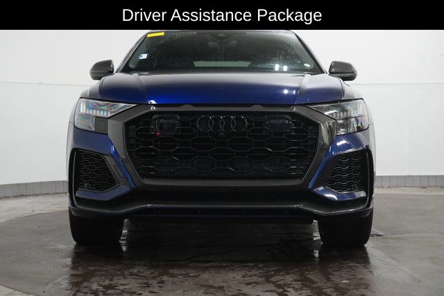 2021 Audi RS Q8 photo 3
