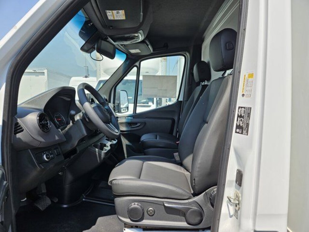 New 2024 Mercedes-Benz Sprinter 3500 XD Chassis Cab Chassis 144 WB Truck 144" WB RWD