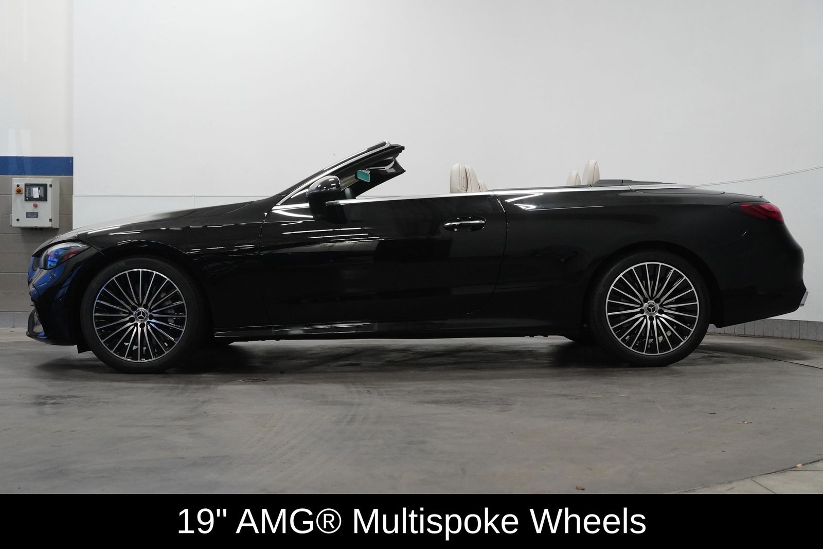 2026 Mercedes Benz CLE 450 4MATIC photo 3