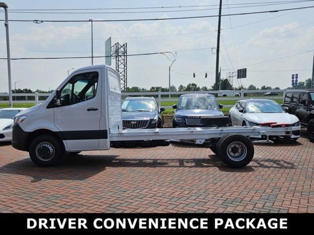 New 2024 Mercedes-Benz Sprinter 3500 XD Chassis Cab Chassis 170 WB Truck 170" WB AWD