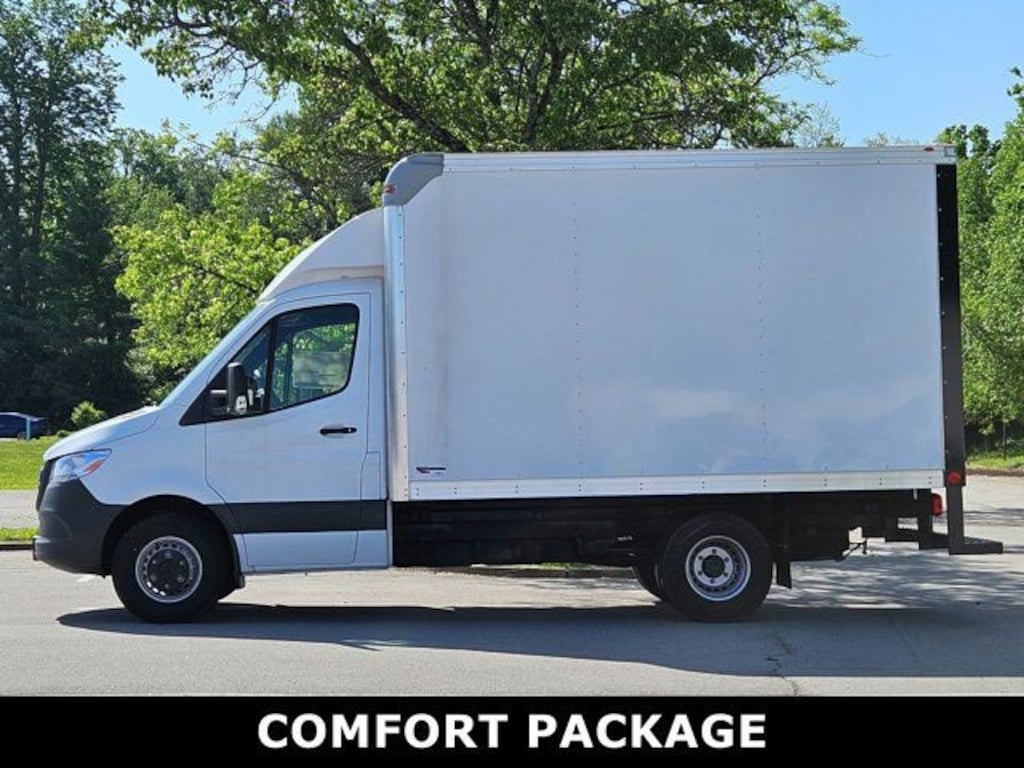 New 2024 Mercedes-Benz Sprinter 3500XD Cab Chassis 144 WB Truck 144" WB RWD