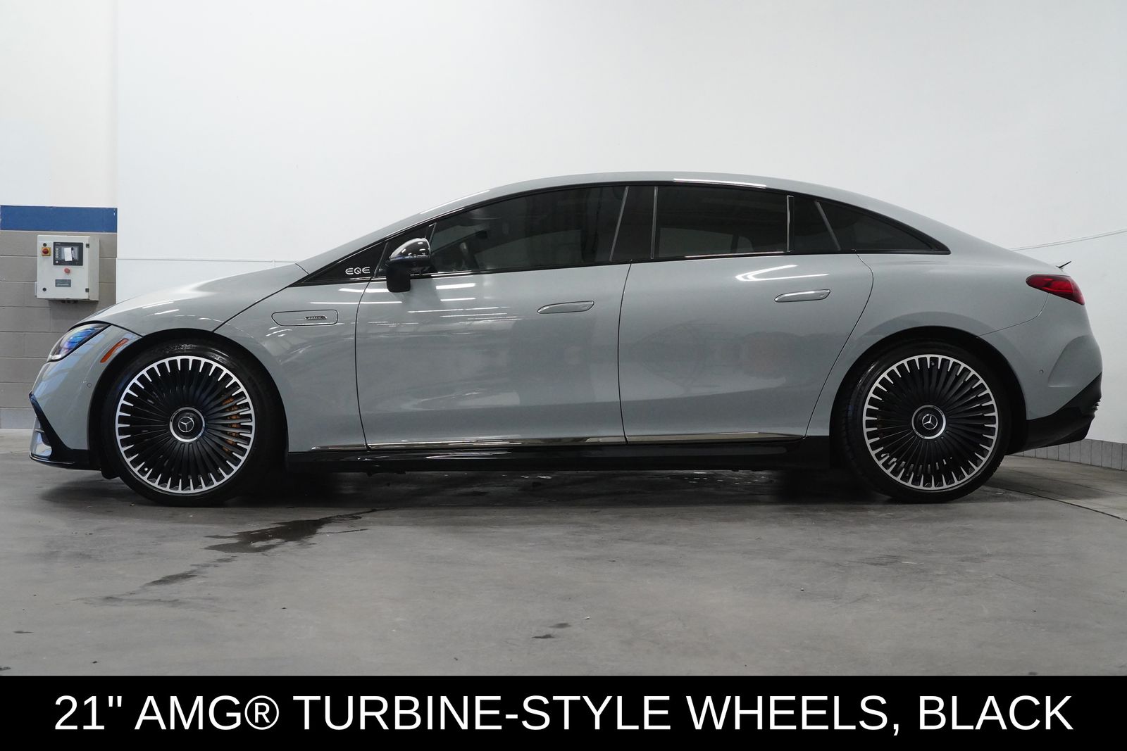 2023 Mercedes Benz EQE Sedan AMG photo 4