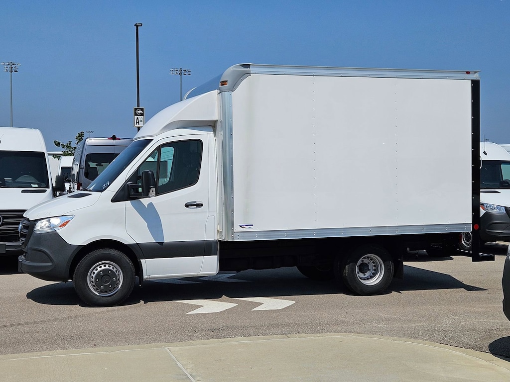 New 2024 Mercedes-Benz Sprinter 3500 XD Chassis Cab Chassis 144 WB Truck 144" WB RWD