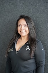 Staff member Sara DeSantiago from ID_c27b48b51d71