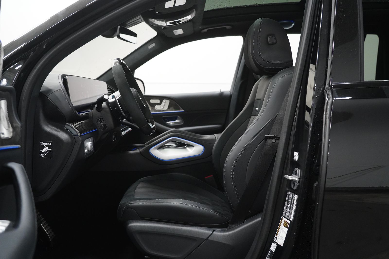 2026 Mercedes Benz GLS 63 AMG photo 2