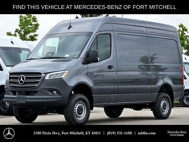2025 Mercedes-Benz Sprinter 2500 144 WB HO Standard Roof 4x4's photo