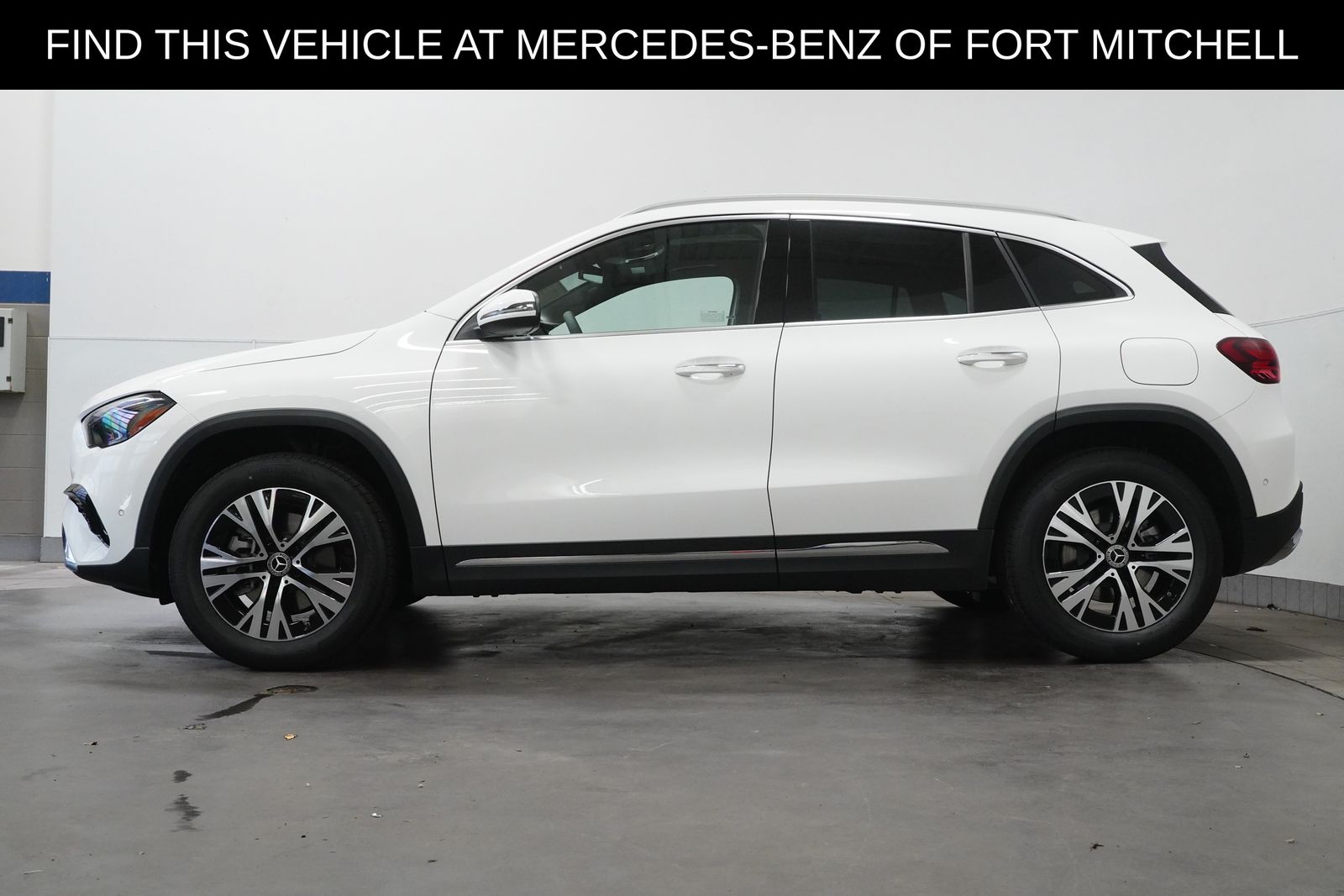 2026 Mercedes Benz GLA 250 4MATIC photo 4