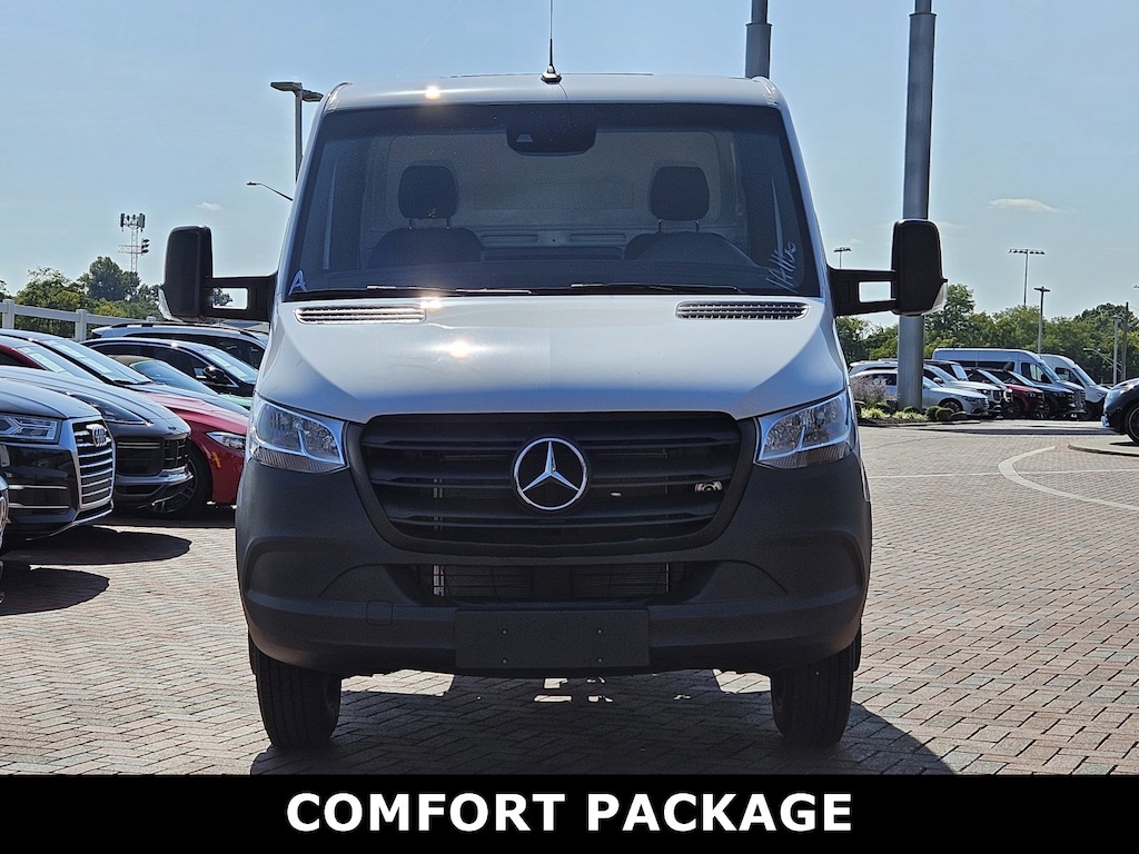 New 2024 Mercedes-Benz Sprinter 3500XD Cab Chassis 144 WB Truck 144" WB RWD
