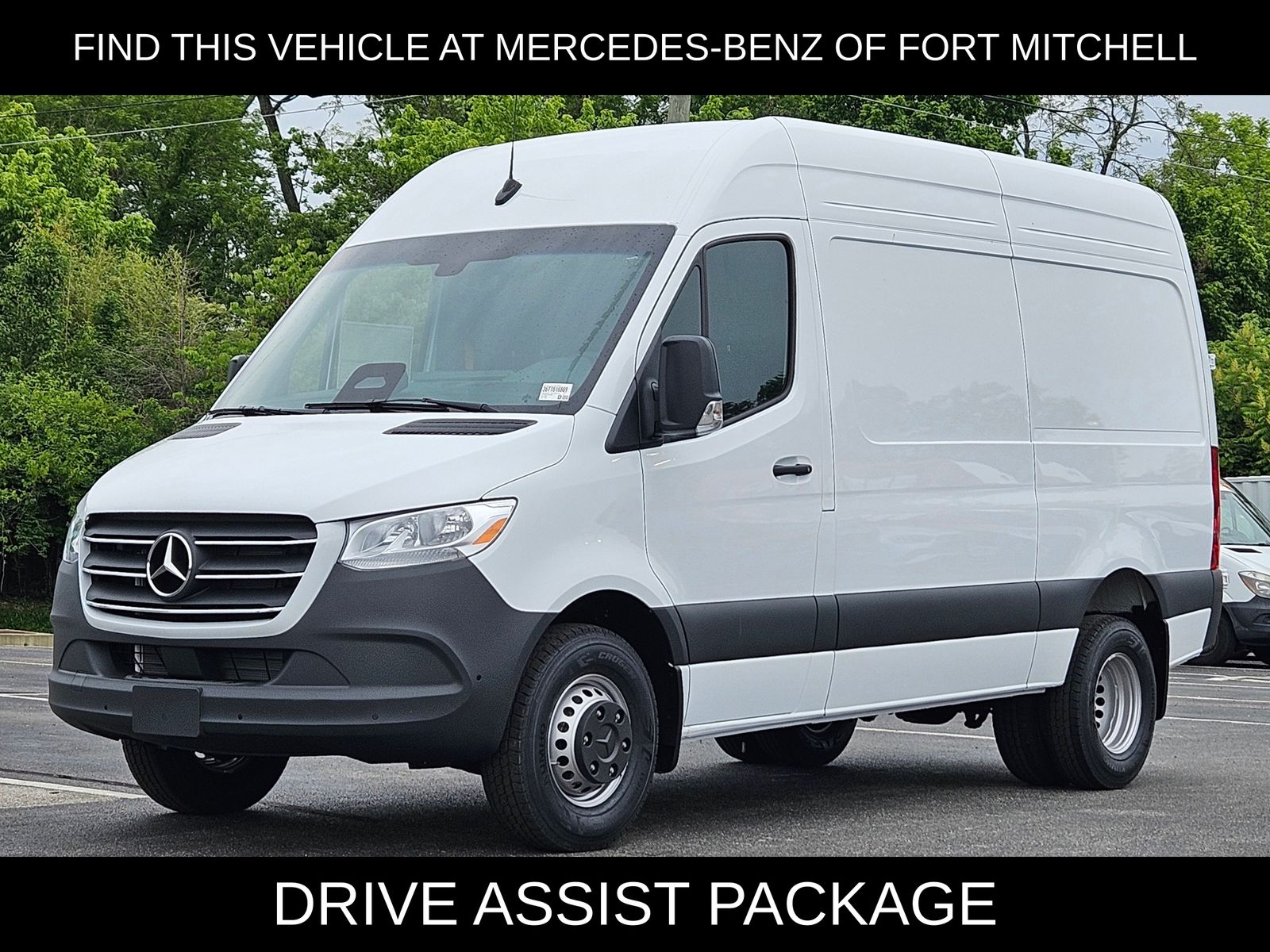 2026 Mercedes-Benz Sprinter 4500 144 WB HO's photo