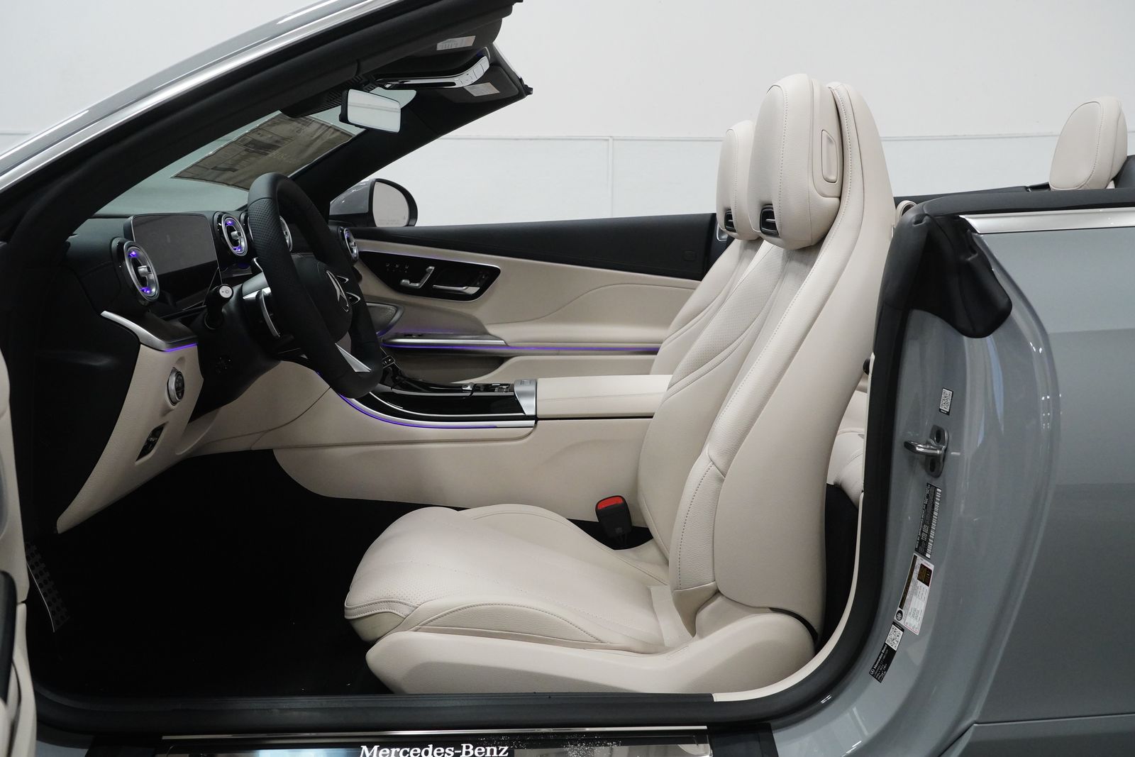 2026 Mercedes Benz CLE 300 4MATIC photo 2