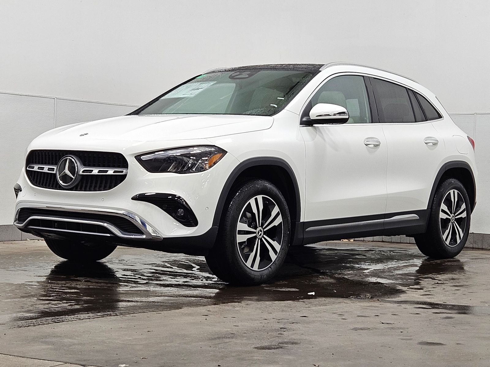 2026 Mercedes-Benz GLA GLA 250's photo