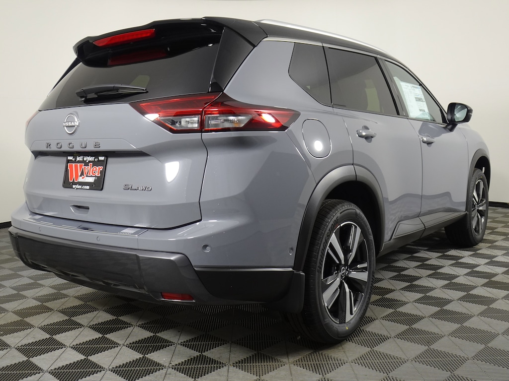 New 2025 Nissan Rogue SL SUV