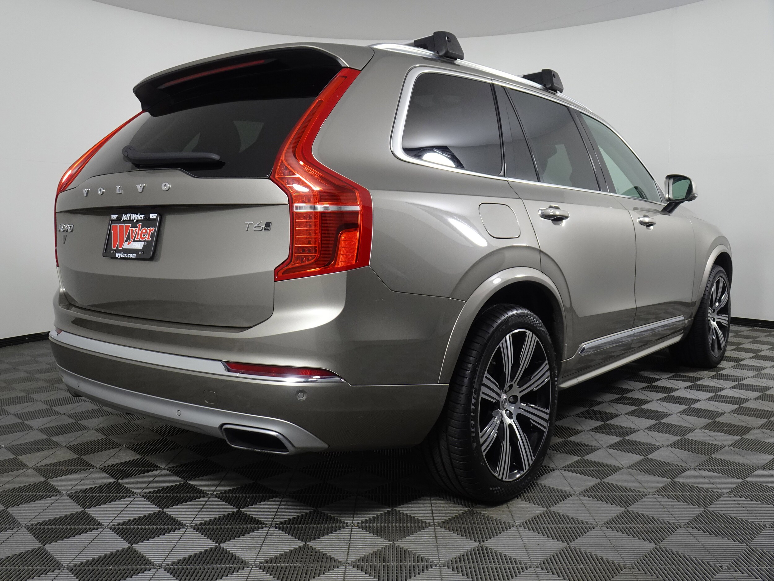 2021 Volvo XC90 T6 Inscription photo 4
