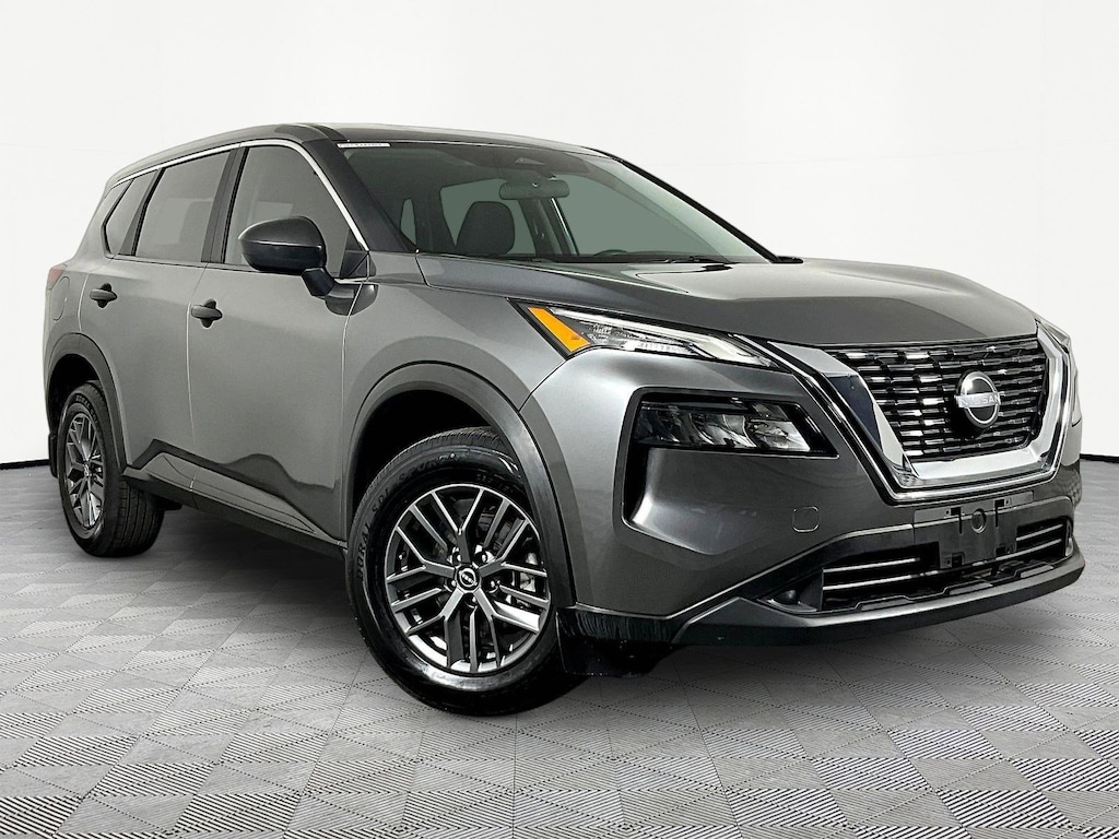 Used 2023 Nissan Rogue S SUV