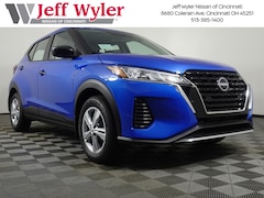 2025 Nissan Kicks Play S SUV