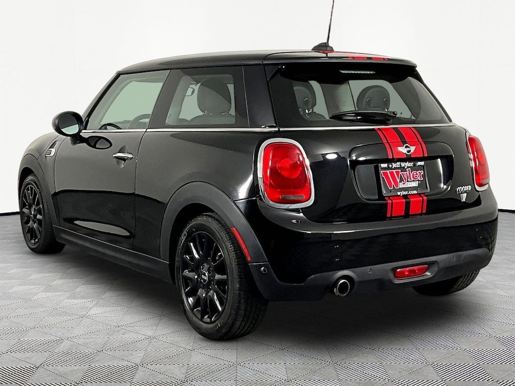 Used 2018 MINI Cooper Base Hatchback
