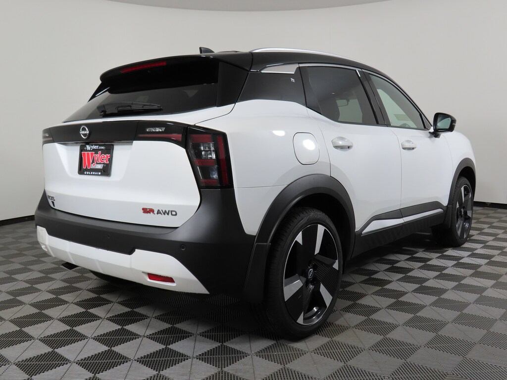 New 2026 Nissan Kicks SR SUV