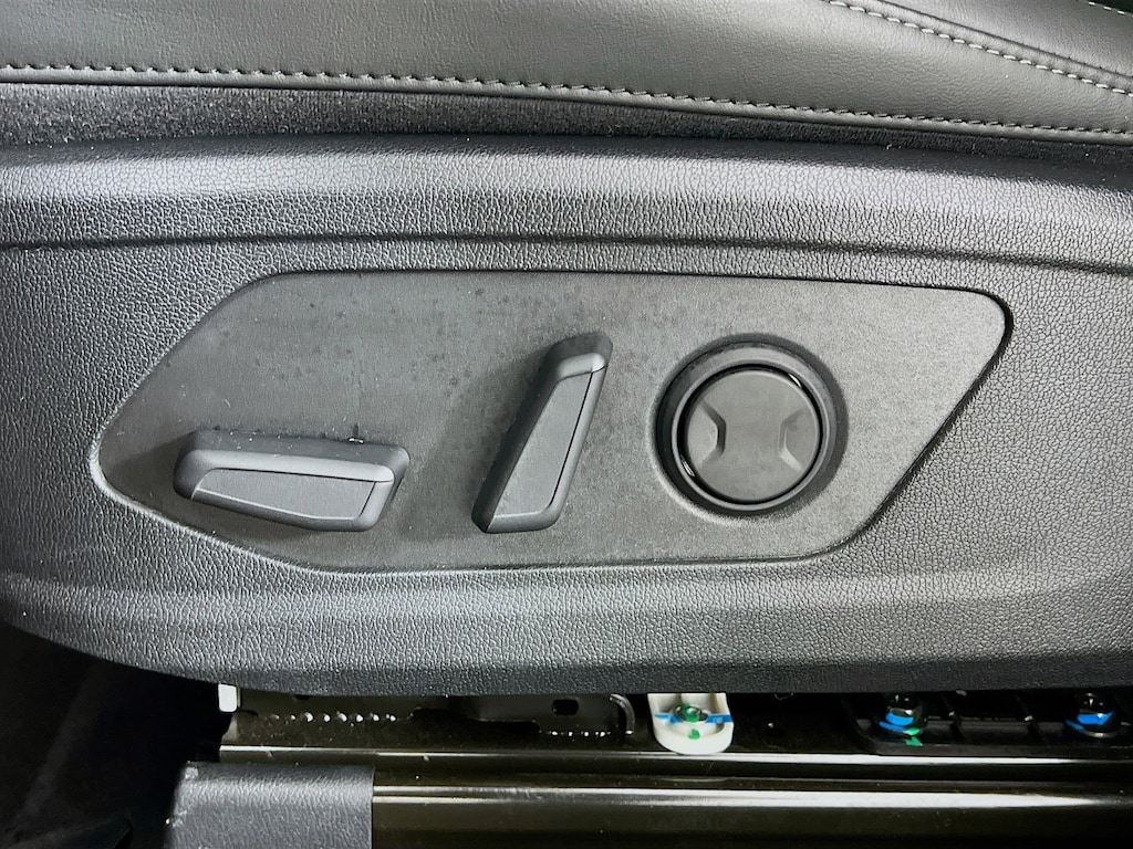 Used 2024 Kia Sorento EX SUV