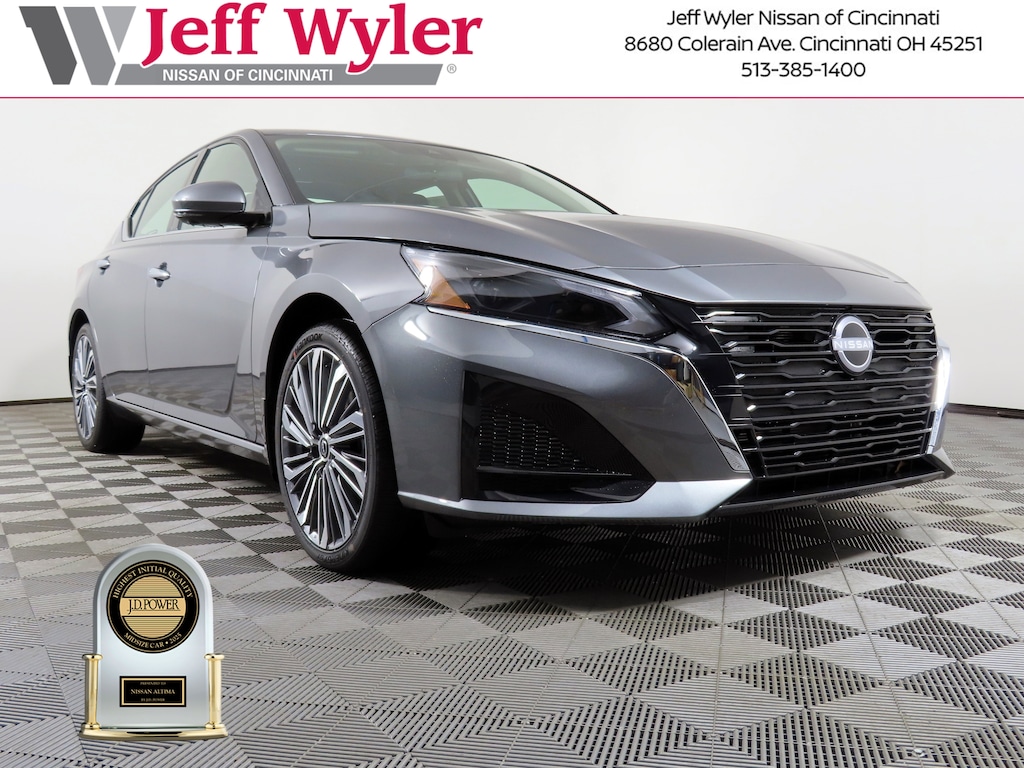 New 2025 Nissan Altima SL Sedan