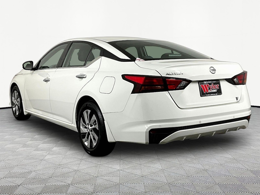 Used 2022 Nissan Altima 2.5 S Sedan